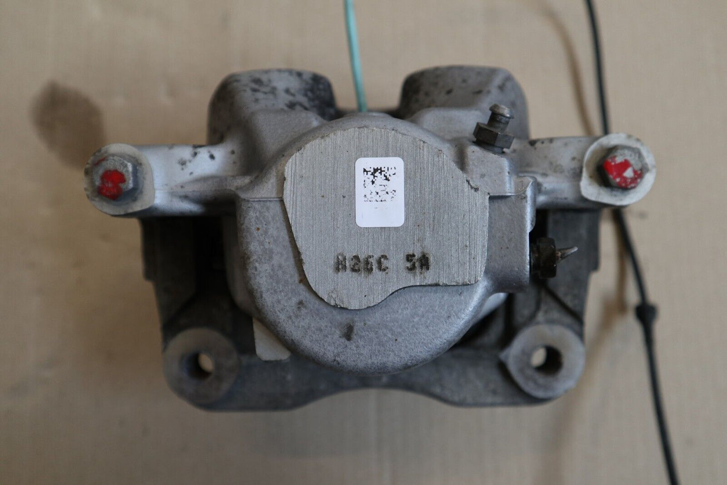 Оригинален BMW 5er G30 G31 Bremssattel Bremse vorne links 6872800 34106872800