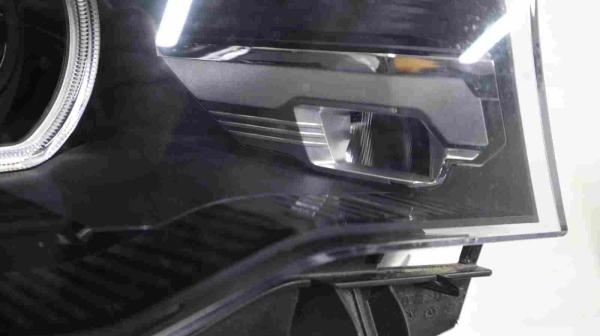 Original BMW G30 G31 Headlight LED AHL Right 7439204 7214956 