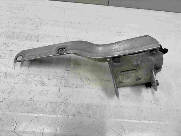 Original BMW F07 F10 F12 F01 Bracket Right 7583120 