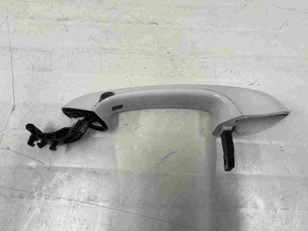 Original BMW G Series Door Handle Painted Outer Left Alpinweiss 7470527 9491457 