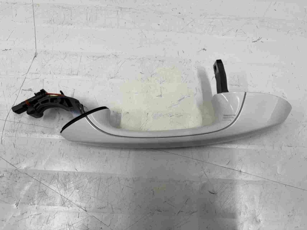 Original BMW G01 G02 F90 Door Handle Painted Outer Left 8392061 9491463 