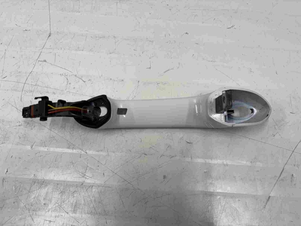 Original BMW G01 G02 F90 Door Handle Painted Outer Left 8392061 9491463 