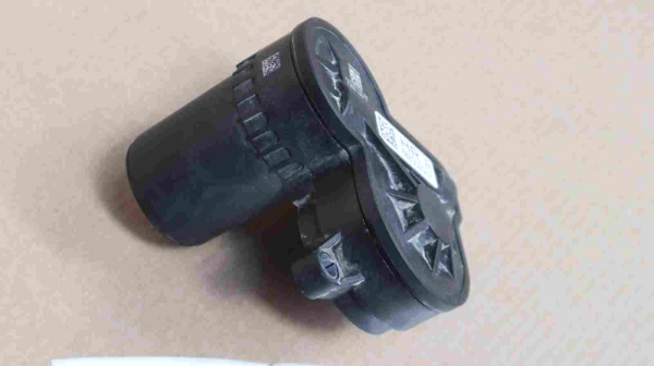 Original BMW F Series Right Parking Brake Actuator 6883020 6860008 