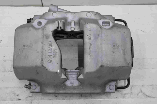 Original BMW G Series Caliper Housing Front Left 6883483 6871583 