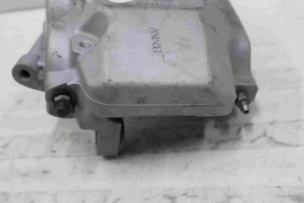 Original BMW G Series Caliper Housing Front Left 6883483 6871583 