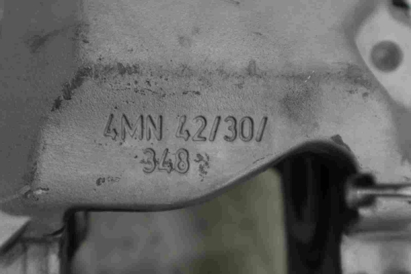 Original BMW G Series Caliper Housing Front Left 6883483 6871583 