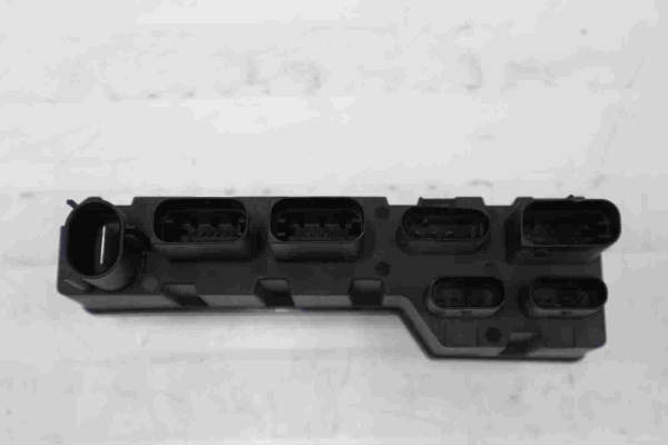 Original BMW F70 U06 U10 U11 U12 Integrated Supply Module 7952991 