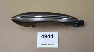 Original BMW F07 F10 F11 F06 F12 F13 F01 Outside Door Handle Right 7981274