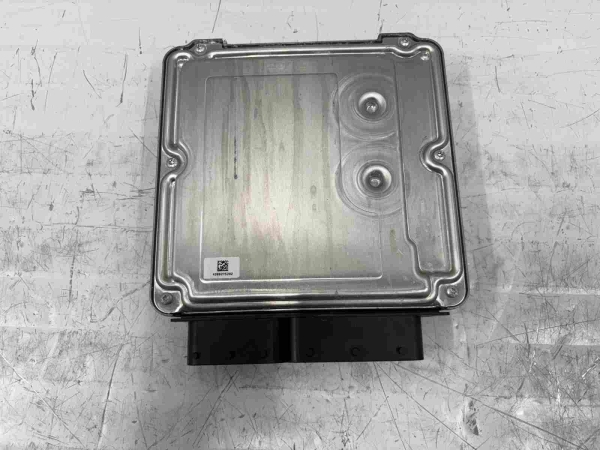 Original BMW F20LCI F30LCI F32LCI   B47 Basic DDE Control Unit 8473186 8589836 
