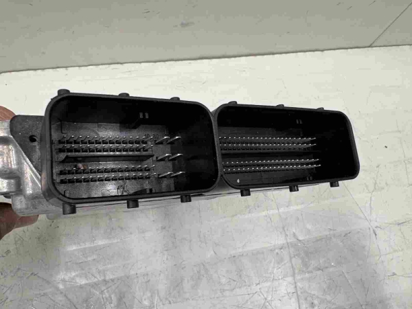 Original BMW F20LCI F30LCI F32LCI   B47 Basic DDE Control Unit 8473186 8589836 