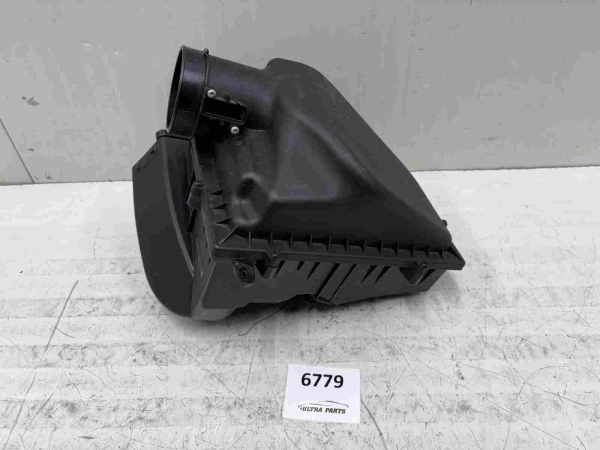 OEM BMW 5 G30 7 G11 X3 G01 X5 G05 X6 G06 X7 G07 B57 Intake Silencer 7643301 