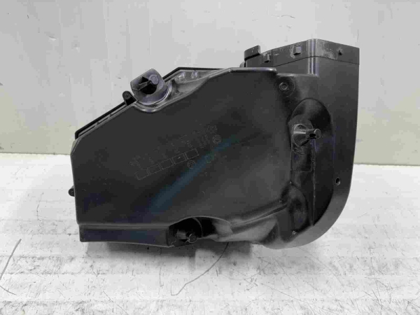 OEM BMW 5 G30 7 G11 X3 G01 X5 G05 X6 G06 X7 G07 B57 Intake Silencer 7643301 