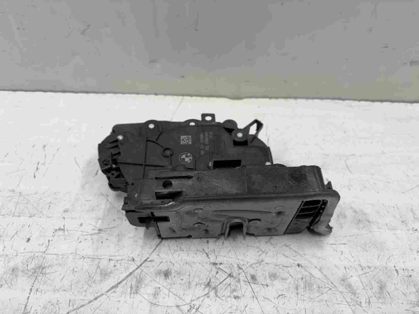 Original BMW G05 G06 G07 System Lock Rear Left USA 9464883 