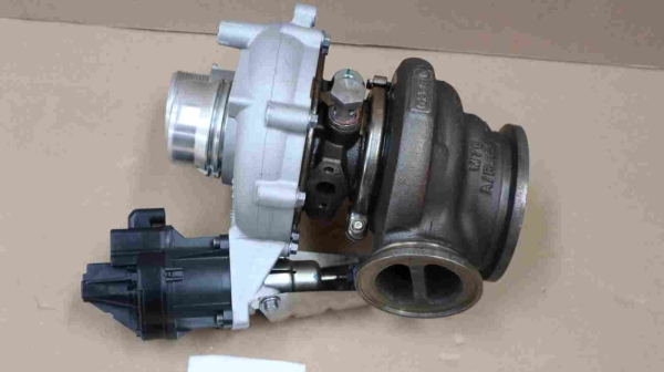 Original BMW F90 F91 F95 F96 Turbo Charger Cyl 5 8 7852373 9502566 