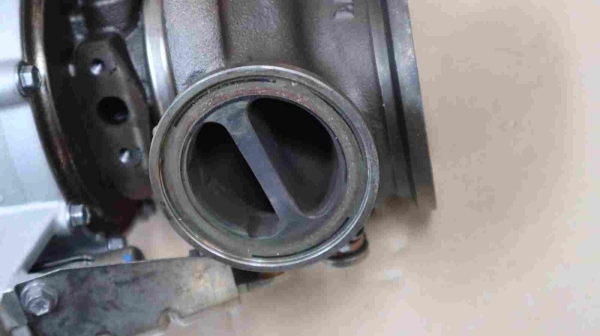 Original BMW F90 F91 F95 F96 Turbo Charger Cyl 5 8 7852373 9502566 