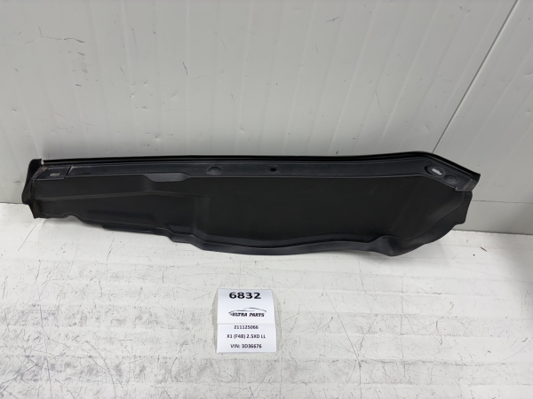 Original BMW X1 F48 F48LCI Seal Side Panel Top Right 7329400 