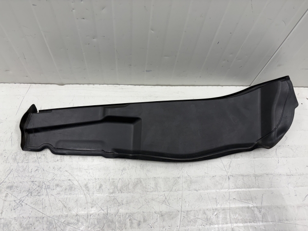 Original BMW X1 F48 F48LCI Seal Side Panel Top Right 7329400 