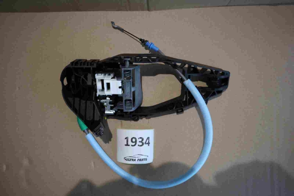 Original BMW G05 F95 Carrier Outside Door Handle Rear Left 7430927 8497639 