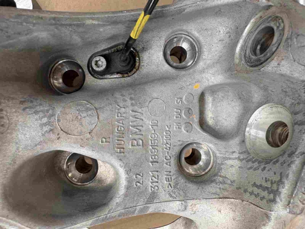 Original BMW 3er F34 F34LCI Carrier Right RWD 6798260 