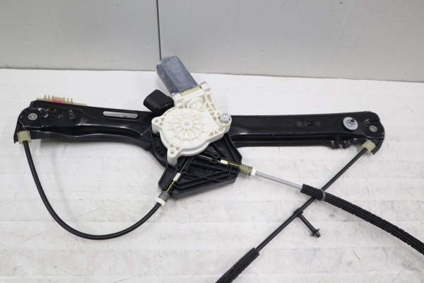 Original BMW X6 F16 X6M F86 Window Lifter With Motor Front Right 7292904 