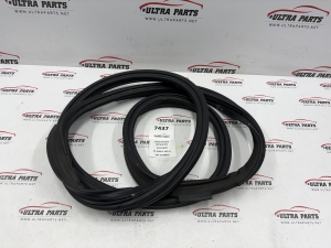 Original BMW X1 F48 F48LCI Trunk Lid Sealing 7474447 7474449