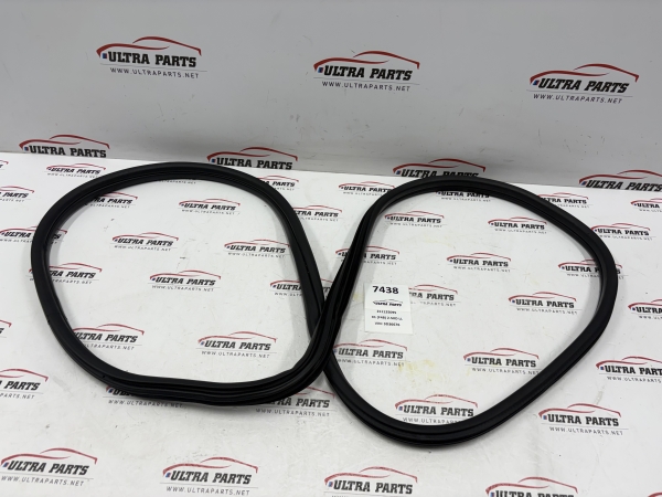 Original BMW X1 F48 F48LCI Trunk Lid Sealing 7474447 7474449 