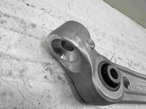 Original BMW 5er G30 G31 Wishbone Bottom With Rubber Mount Left 6861181 