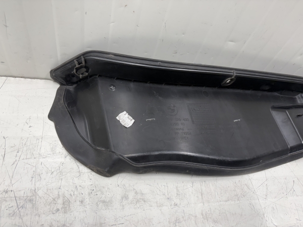 Original BMW X1 F48 F48LCI Seal Side Panel Top Right 7329400 