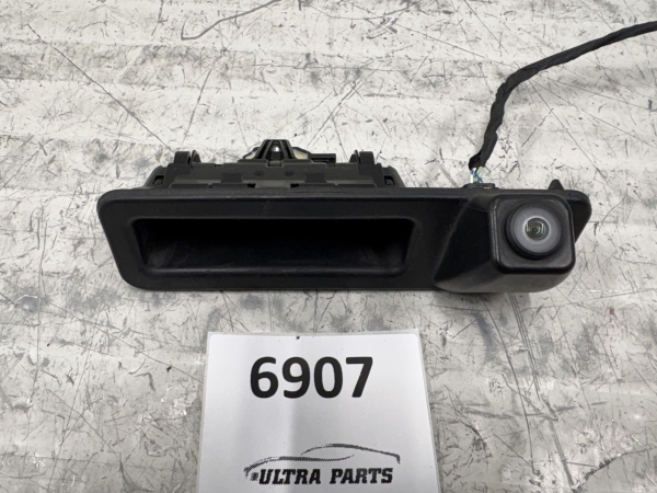 Original BMW 7 G11 5 G30 Tailgate Push Button With Surround View Camera 6847278 