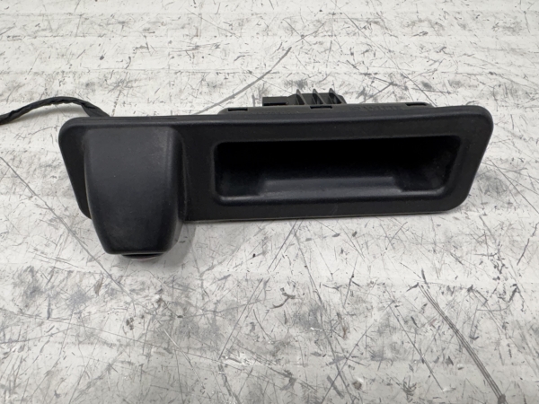 Original BMW 7 G11 5 G30 Tailgate Push Button With Surround View Camera 6847278 