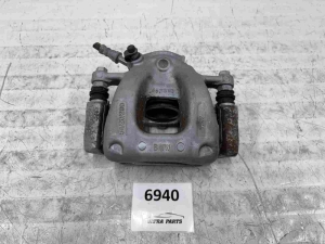 Original BMW I01 I01LCI Front Left Brake Caliper 6860269 6864763
