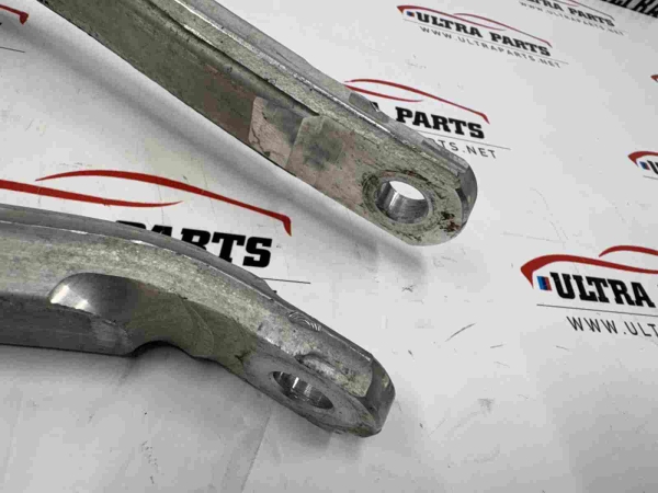 Original BMW iX I20 I20LCI xDrive Spring Strut Bracket Right 6890576 