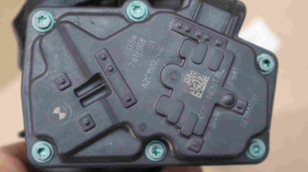 Original BMW G30 G11 G14 G05 G07 Intake Manifold System Cyl. 5 8 5.0i 8601613 