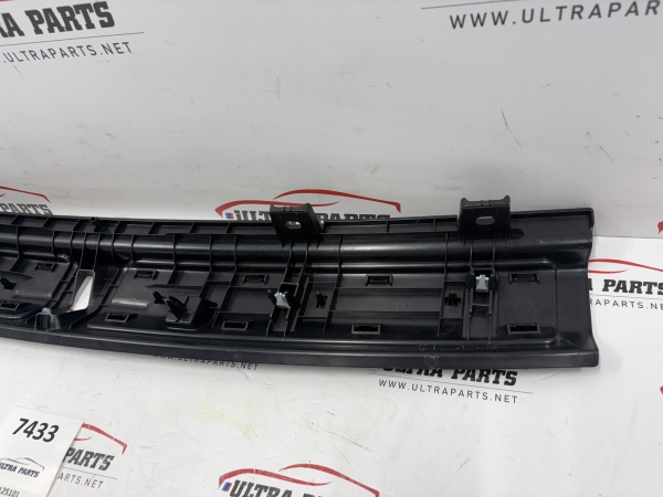 Original BMW X1 F48 F48LCI Loading Sill Cover In Trunk 7413689 