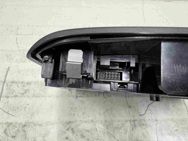 Original BMW F45 F46 F48 F39 Roof Function Centre 6832443 6999351 6820187 