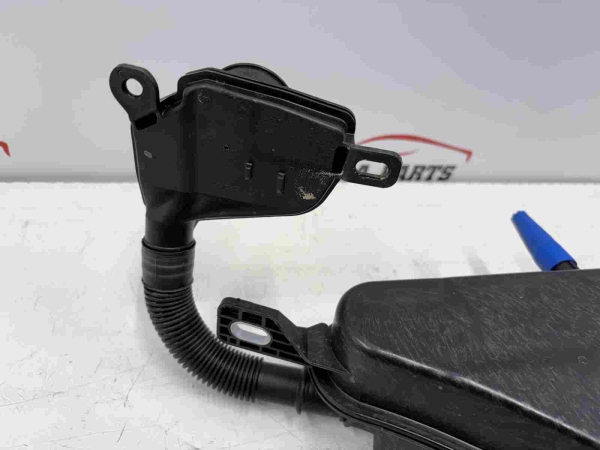 Original BMW G42 G20 G26 Windshield Wiper Washer Bottle Tank Reservoir 7427885 