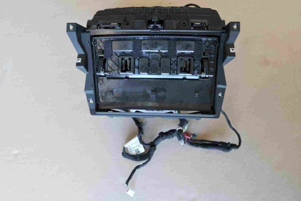 BMW 8er G14 G15 G16 M8 F91 F92 F93 Storage Compartment Centre Console 9396502 