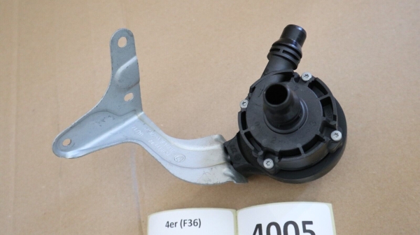 Original BMW F30 F31 F33 F32 G11 F48 Auxiliary Water Pump 8605322 