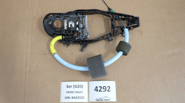 Original BMW G20 G21 G80 G81 Carrier Outside Door Handle Right 7439220 7432222 