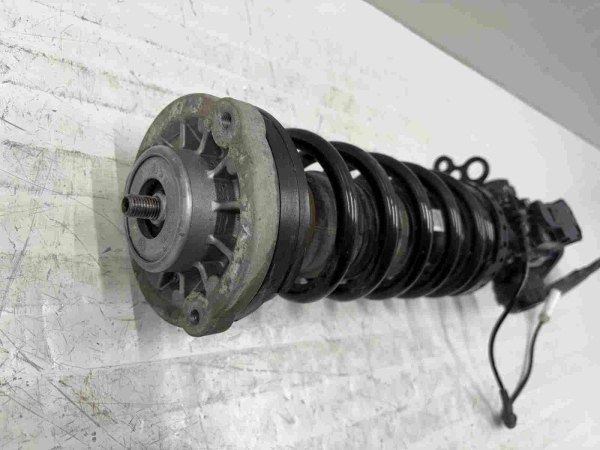 Original BMW F06 F06 LCI Front Right Spring Strut VDC 6857700 