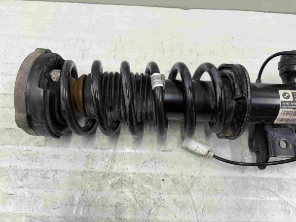 Original BMW F06 F06 LCI Front Right Spring Strut VDC 6857700 