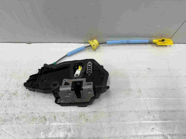 Original BMW 1er F40 3er G20 4er G26 X1 U11 System Lock Rear Right 7445046 