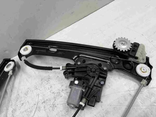 Original BMW G22 Window Lifter With Motor Front Right 5A071C4 5A2A962 