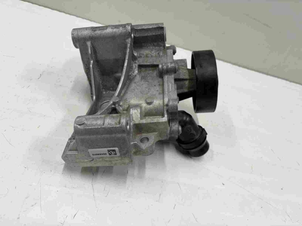 Original BMW G Series Coolant Pump With Support 8650988 