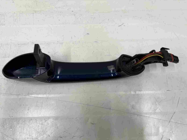 Original BMW G Series Door Handle Painted  Outer Right 9491462 