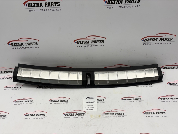 Original BMW X1 F48 F48LCI Loading Sill Cover In Trunk 7413689 