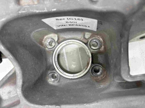 Original BMW 8er G16 Wheel Carrier Rear Left 6850119 6854117 