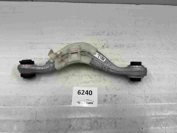 Original BMW G Series Wishbone With Rubber Mount Left 6870535 6883339 