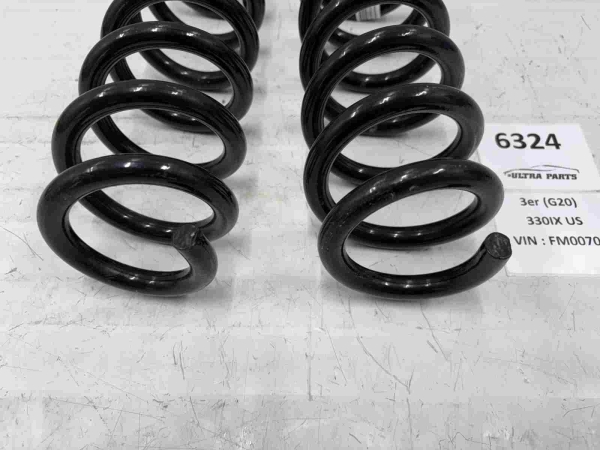 Original BMW G20 G20 LCI G28 G28 LCI Coil Spring Rear Set 6889966 