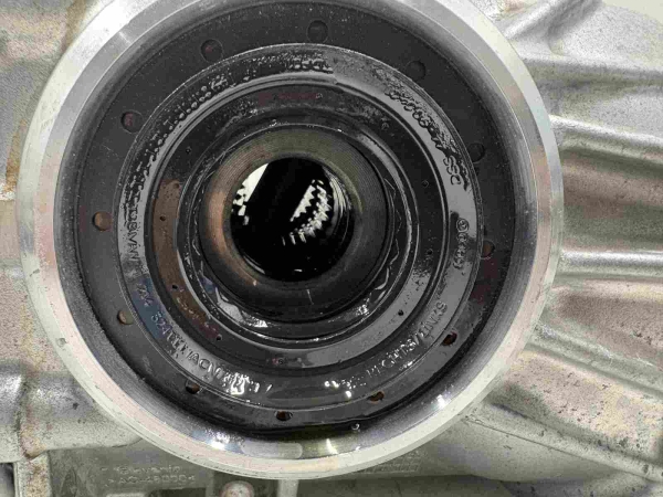 Original BMW G42 G20 G21 G28 G22 Rear Axle Differential I=281 8647923 